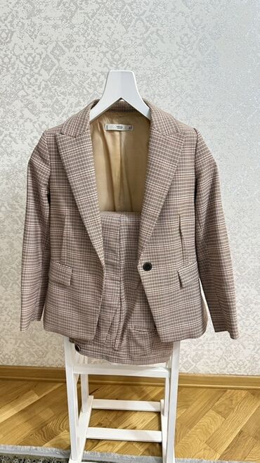 Plaşlar: Mango dedt 36olcu 25azn