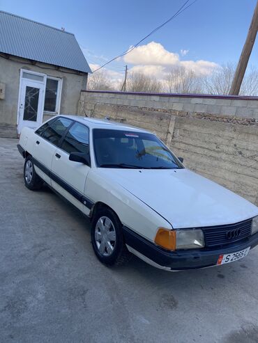 Audi 100: 2 л | 1989 г