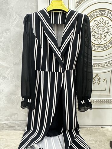 платье черное: Вечернее платье, Классическое, Средняя модель, С рукавами, S (EU 36)