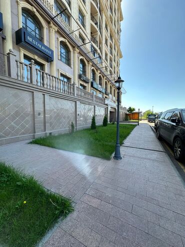 коммерческие помещения: Продаю Магазин В жилом доме, 680 м², ПСО (под самоотделку), Отдельный вход, Цокольный этаж этаж