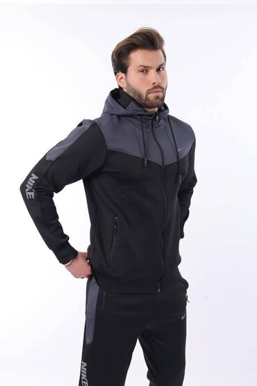 Trenerke: Nike muška trenerka

Novo
Mokra likra
Veličine m l xl 2xl — 7