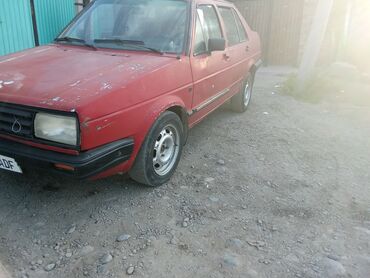 Volkswagen: Volkswagen Jetta: 1986 г., 1.8 л, Механика, Бензин, Седан