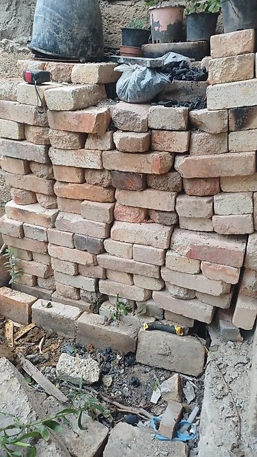 Kərpic odadavamlı (aqnapornu)Rusiya isdehsalı. Tinleri qırıqdı.İç inde
