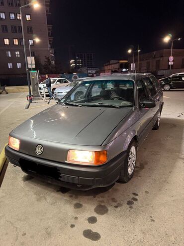 чехол на пассат б5: Volkswagen Passat: 1989 г., 1.8 л, Механика, Бензин, Универсал