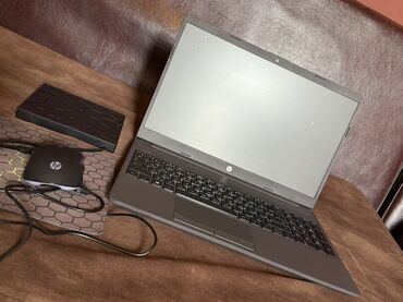 isiqli klaviatura: HP 15.4 ", AMD FX, 256 GB, Ödənişli çatdırılma