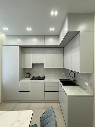 Кухонные гарнитуры: Кухонный гарнитур, Новый, цвет - Серый, ДСП, Бесплатная доставка — 27