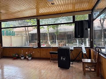 ereb azerbaycan tercume: Ofisiant tələb olunur, Restoran — 1