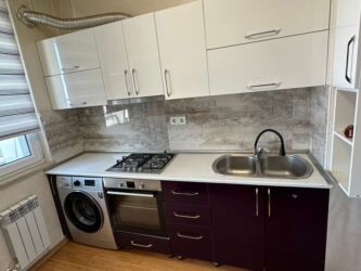 кухонная мебель баку: Mətbəx mebeli 3 m ölçülü,üzərində qaz,asperatormoyka daxil