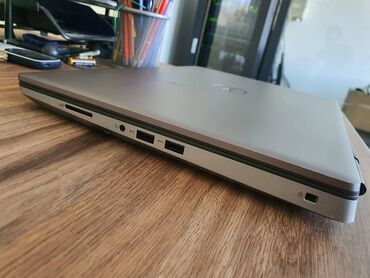 Dell: Intel Core i7, 32 GB OZU, 15.6 " — 9