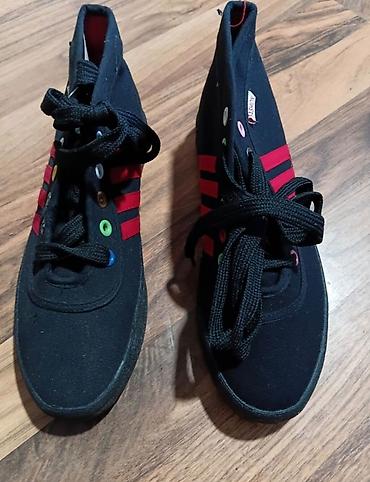 nike lilly: Starke sve nove crne 37 broj,plavo bele 38,crveno crne 38 i 40 — 8