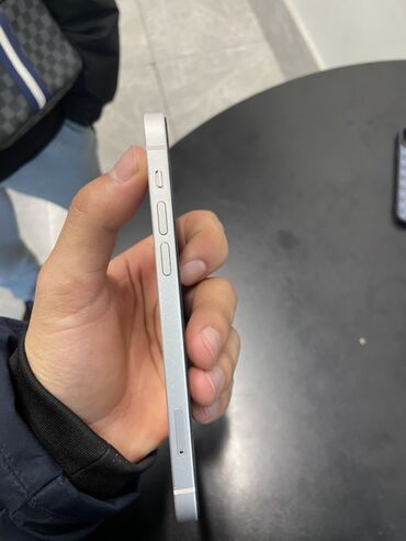 Apple iPhone: IPhone 12, Б/у, 128 ГБ, Белый, Защитное стекло, Чехол, 80 % — 4