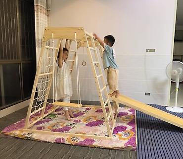форма танцы: Детский спортивно-игровой комплекс из массива дерева (домик‑шведская — 2