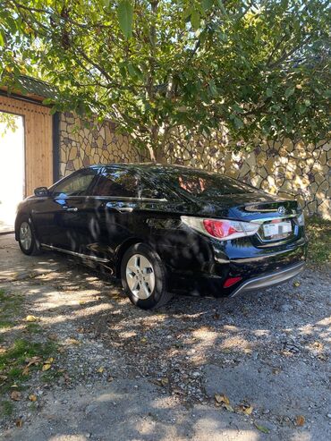 Hyundai: Hyundai Sonata: 2 l | 2012 il Sedan — 7