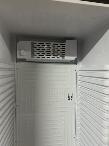 Холодильники: Холодильник Side-By-Side (двухдверный) — 8