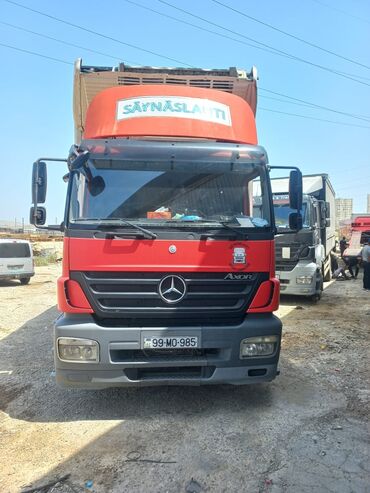 mersedes yuk: Mercedes-axor markalı, qırmızı rəngli yük avtomobili. "SAYNAŞLAUTI"