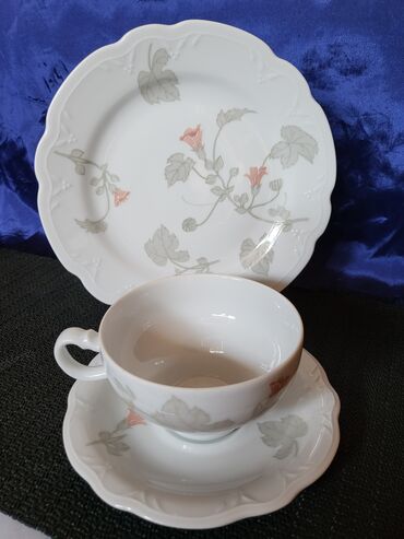 Staro posuđe i escajg: Set Kahla porcelan 7g.Nemacka. Trodelni set,bez ostecenja,sve na — 2