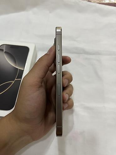 бу чехлы: IPhone 16 Pro, Б/у, 256 ГБ, Natural Titanium, Чехол, Кабель, Коробка, 88 % — 2