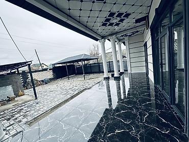 Продажа коттеджей и домов: Продается современный одноэтажный дом с закрытым двором и большим — 13