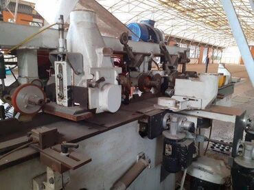 Ostali alati i mašine: Četvorostrana blanjalica CNC 2679Blanjalica marke SICAR, Mašina ima — 6