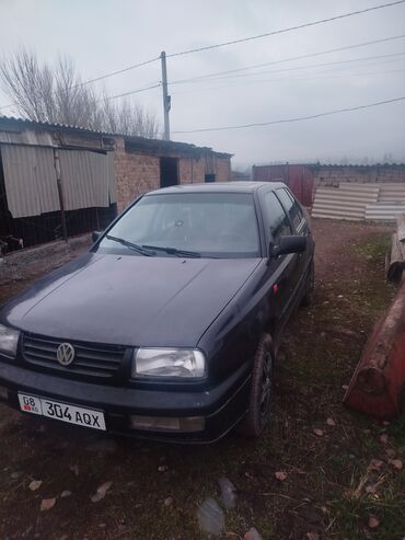 резина 16 с: Volkswagen Vento: 1993 г., 1.8 л, Механика, Бензин, Седан