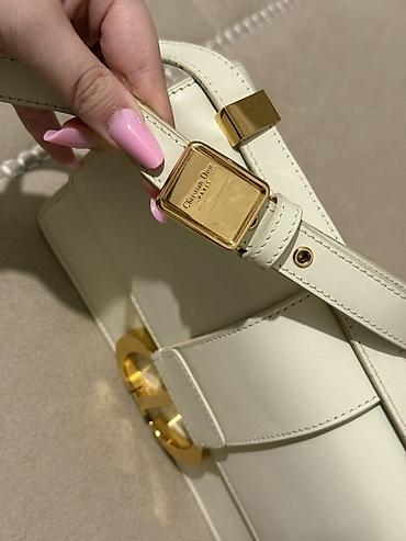 dior canta: Christian Dior çiyin çantası Premium 1:1 çantadır,1,2 dəfə istf — 2