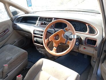машина голф тройка: Honda Odyssey: 1996 г., 2.3 л, Автомат, Бензин, Вэн/Минивэн