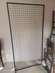 Gözəllik və estetika avadanlığı: Metal tor şəbəkə paneli – çərçivəli - Ölçüsü: 1metr eni, 2metr