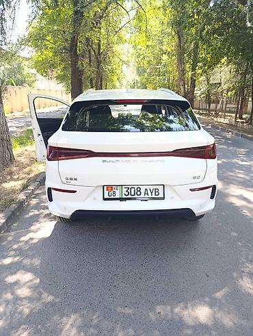 qiyan q05: BYD E2: 2024 г., Автомат, Электромобиль, Кроссовер — 5