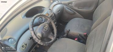 Toyota: Toyota Yaris: 1.3 l. | 2004 έ. Χάτσμπακ — 5