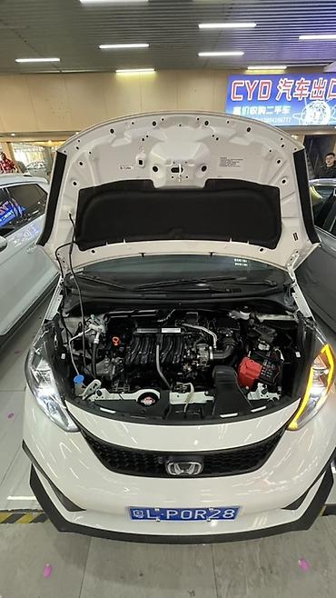 Honda: Honda Fit: 2021 г., Автомат, Бензин, Хэтчбэк at lalafo.kg — 4 Honda: Honda Fit: 2021 г., Автомат, Бензин, Хэтчбэк — 4