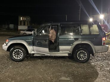 Mitsubishi: Mitsubishi Pajero: 1994 г., 2.5 л, Механика, Дизель, Внедорожник