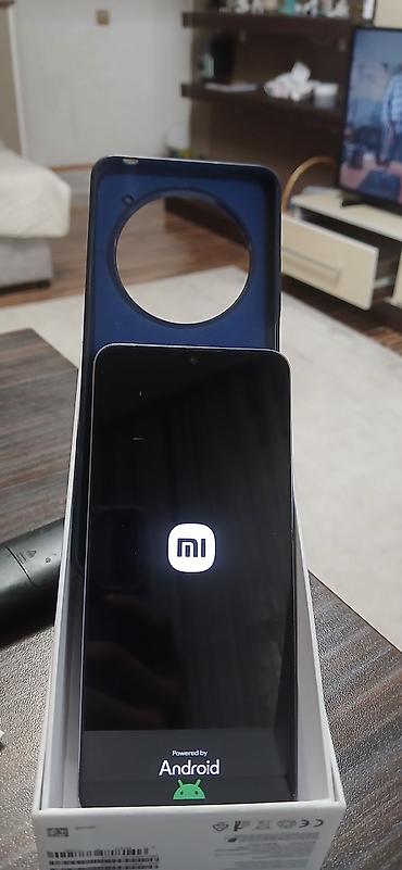 black sharp: Redmi, Redmi 14C, Б/у, 128 ГБ, цвет - Фиолетовый, 2 SIM — 4