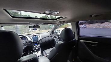 prado satisi: Hyundai Elantra: 1.8 l | 2011 il Sedan — 5