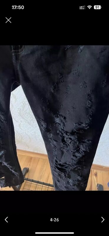 CD, DVD disklər və kassetlər: Zara, yırtıq detallı cins şalvar Dizlərdə və digər yerlərdə yırtıqlar — 23