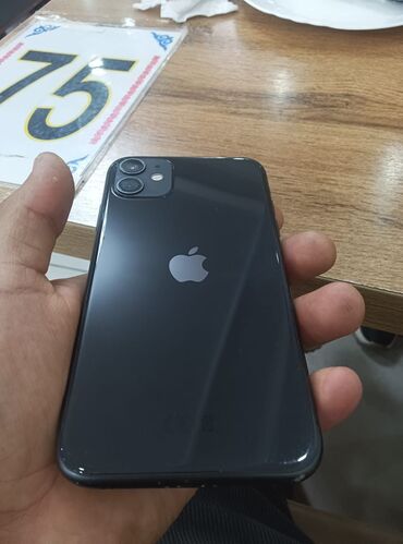 айфо 11: IPhone 11, Б/у, 64 ГБ, Black Titanium, 82 %