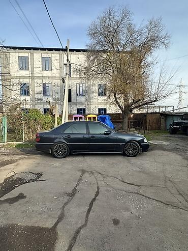 моноблок r17 amg: Комплект оригинальных легкосплавных дисков Mercedes-Benz (4 шт.) - — 4