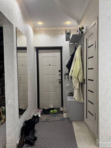 Продажа квартир: 3 комнаты, 81 м², 105 серия, 1 этаж, Евроремонт