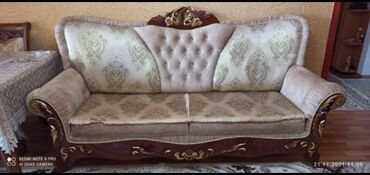 Çarpayılar: İşlənmiş, Klassik divan, Divan