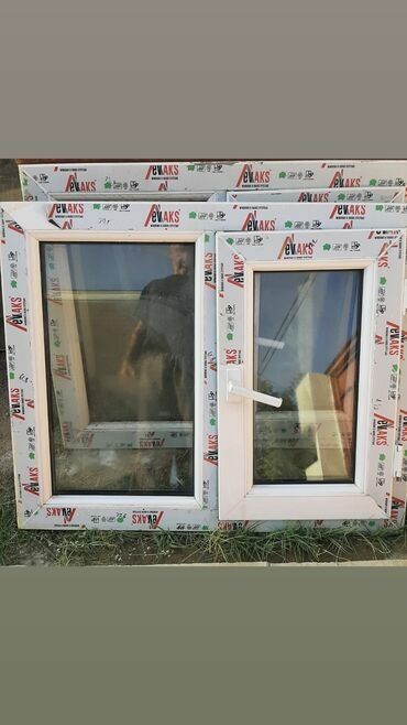 Plastik pəncərələr: Plasdik qaplar 110azn rengli 180azn kvadrati agin 65azn rengli 85azn — 5