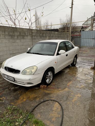 тико унаа: Daewoo Nubira: 2000 г., 1.5 л, Механика, Бензин, Седан