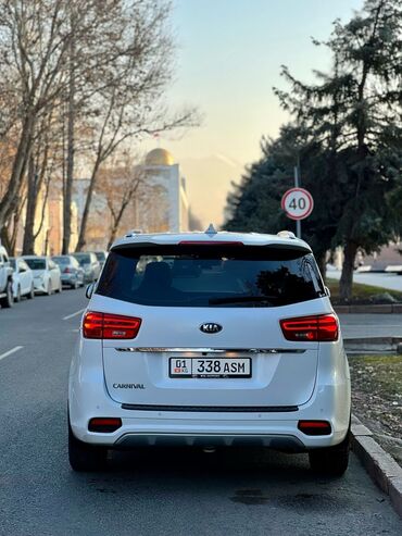 кухня на колесах: Kia Carnival: 2019 г., 2.2 л, Автомат, Дизель, Минивэн