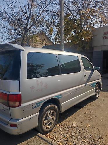 2 jz: Toyota Regius: 2000 г., 2.7 л, Автомат, Бензин, Минивэн — 4