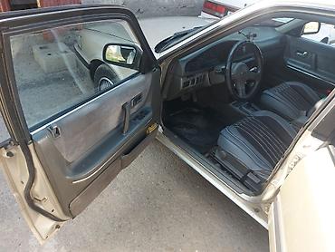 боковая: Mazda 626: 1991 г., 2 л, Автомат, Бензин, Седан — 4