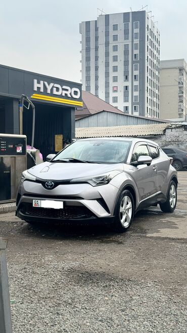 Toyota: Toyota C-HR: 2018 г., 1.8 л, Автомат, Гибрид