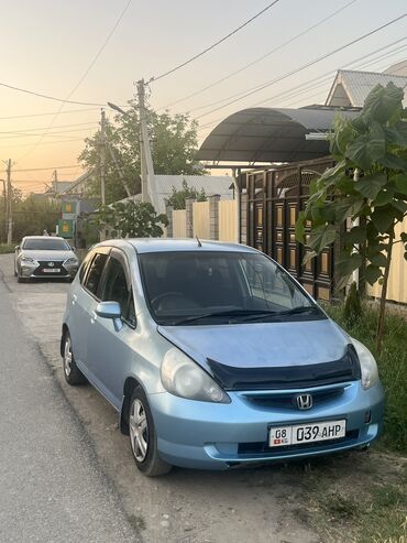 corolla runx: Honda Fit: 2003 г., 1.3 л, Вариатор, Бензин, Хетчбек