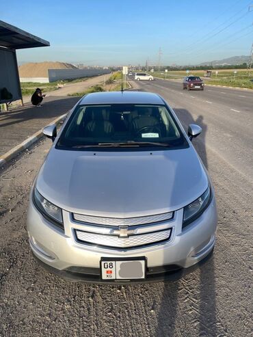 шкода супер: Chevrolet Volt: 2013 г., 1.4 л, Автомат, Электромобиль