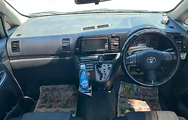 Транспорт: Toyota WISH: 2004 г., 1.8 л, Автомат, Бензин, Универсал — 9