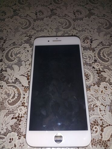 Apple iPhone: IPhone 8 Plus, 128 GB, Qara, Qırıq