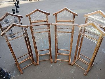 Другие канцелярские товары: Taxta geyim valetləri (kişilər üçün paltar asqısı-stendi) - Material — 1