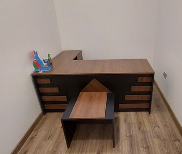 goranboy mebel salonlari: Новый, Для директора, Угловой стол